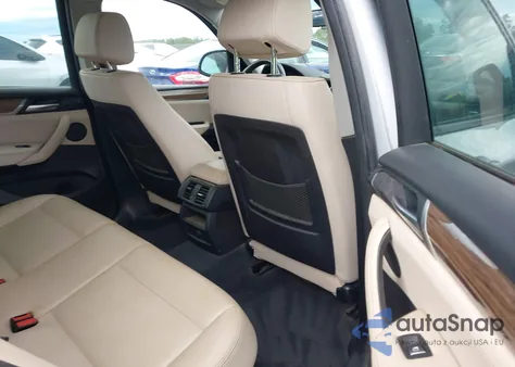 2017 BMW X3 xDrive28I z USA, uszkodzony, nr VIN 5UXWX9C56H0T15932